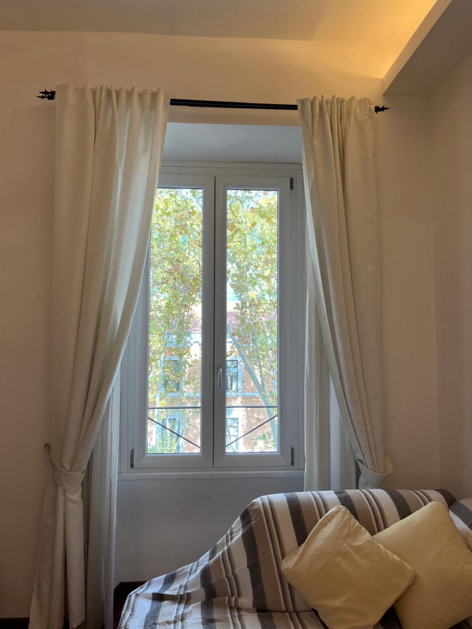 ローマCasa Aleアパートメント エクステリア 写真